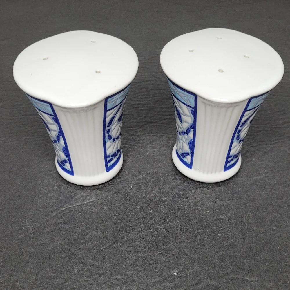 Pfaltzgraff Monaco Collection Blue White Mosaic Salt and Pepper Set